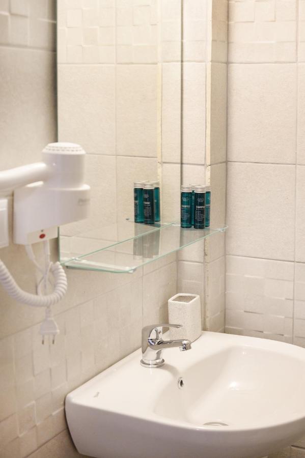 Sand Rooms To Let 依诺罗达 外观 照片